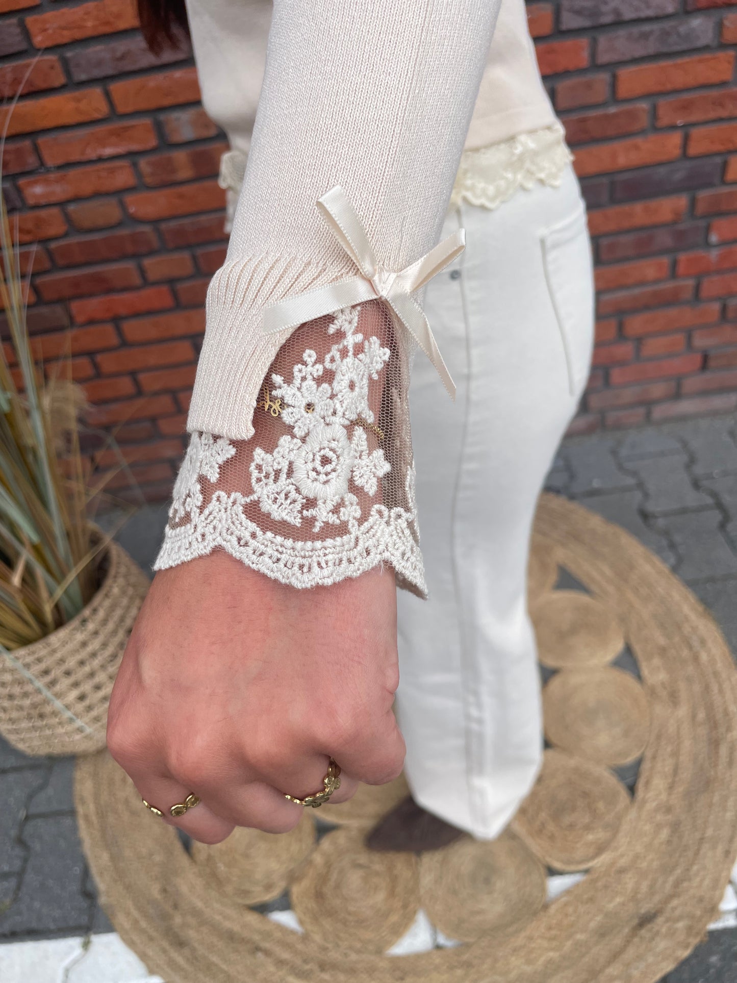 Top Lise kanten detail beige