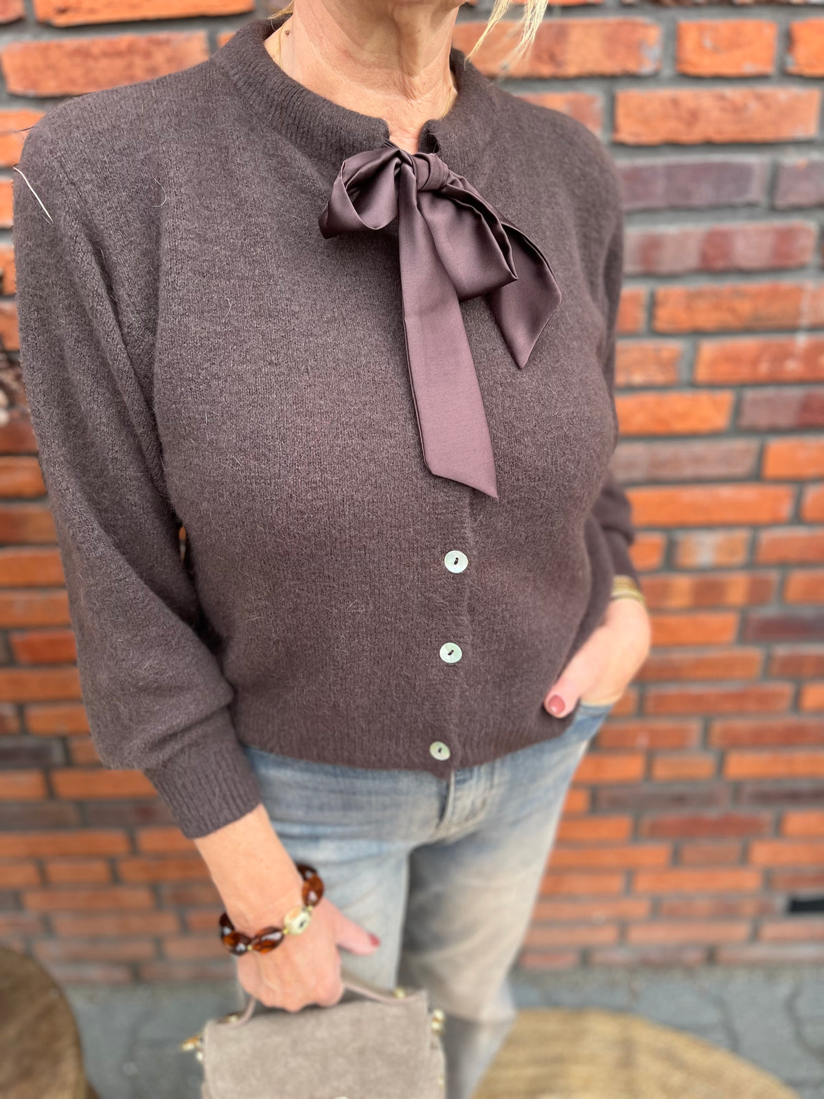 Vestje alpaca bruin met strik