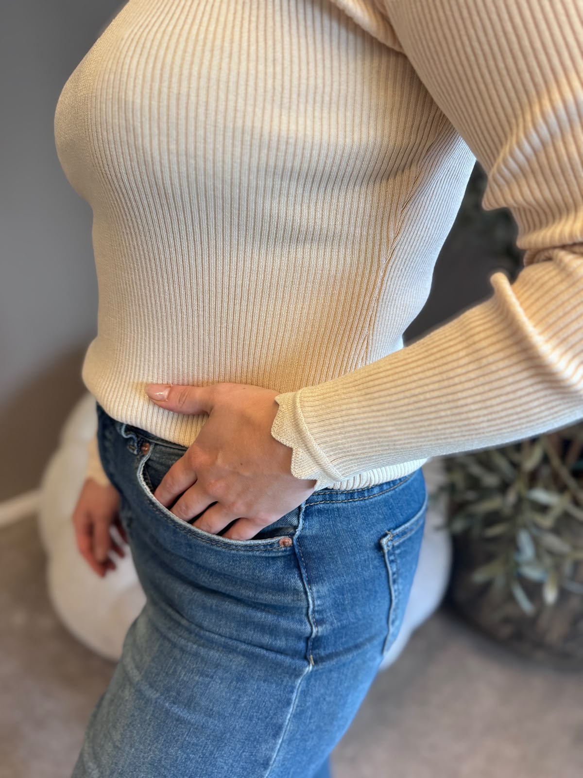 Top Basic randje beige