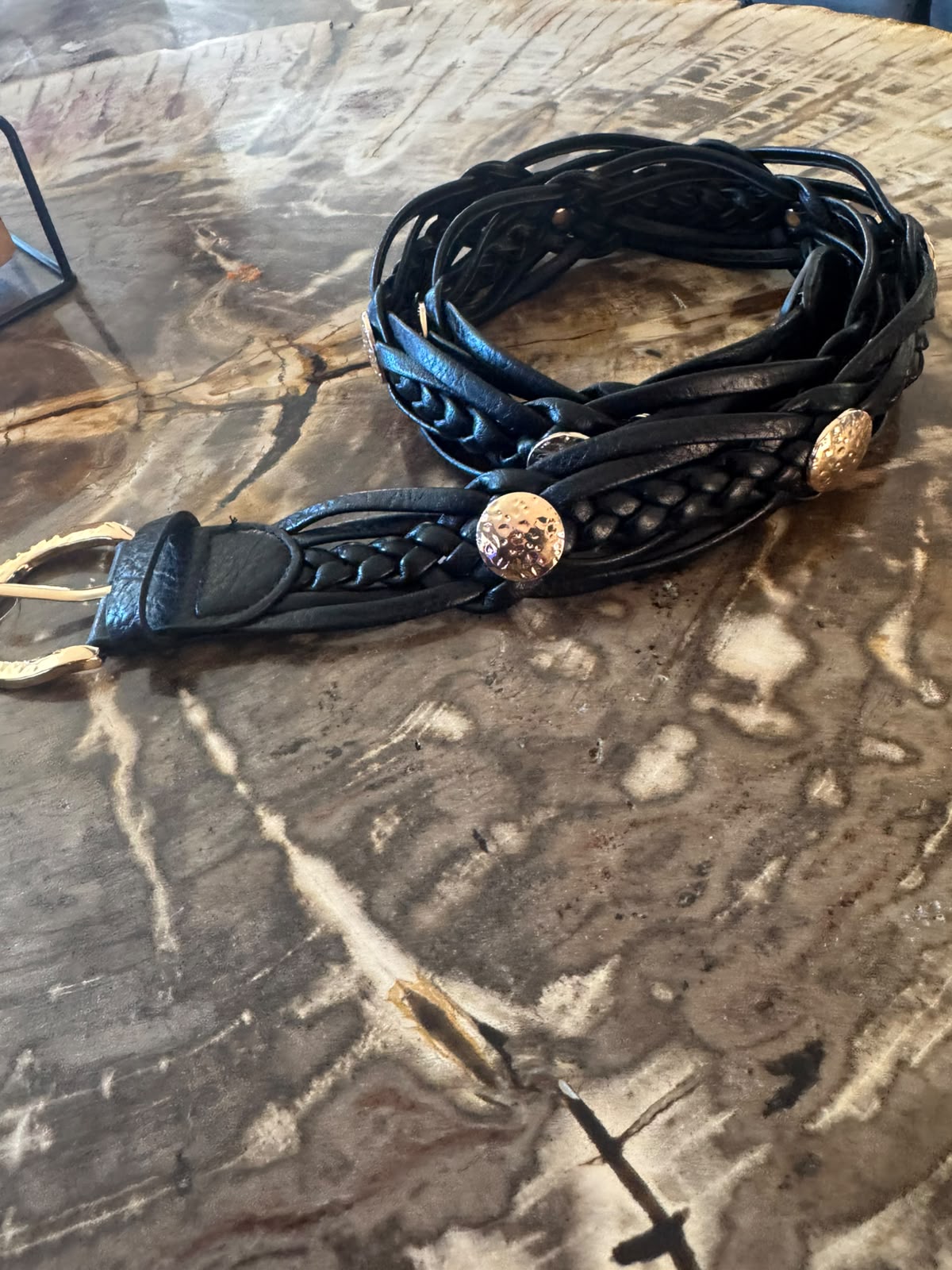 Riem vlecht taupe, zwart en cognac