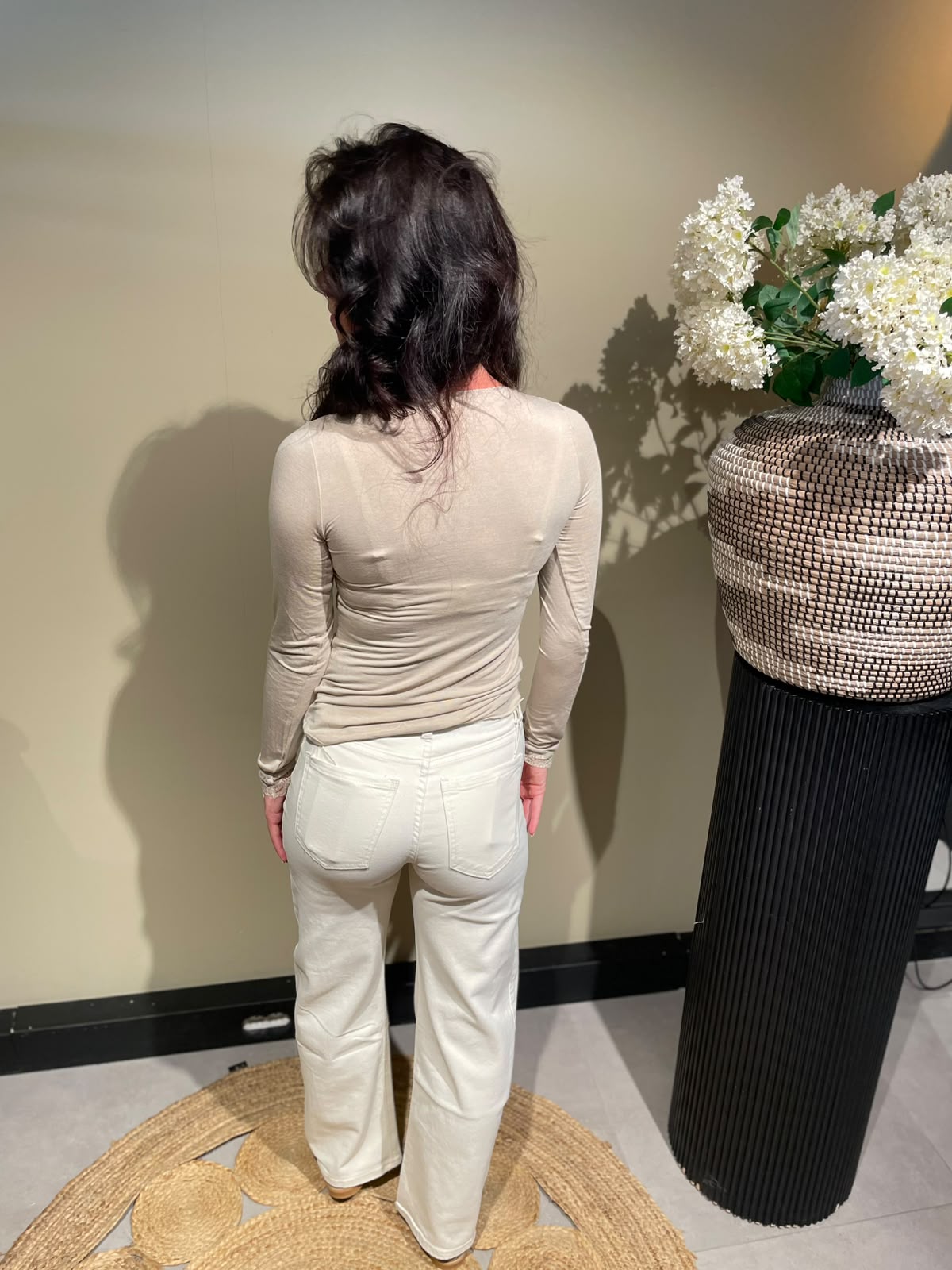 Triple Nine - Top cashmere met vhals beige TR9003