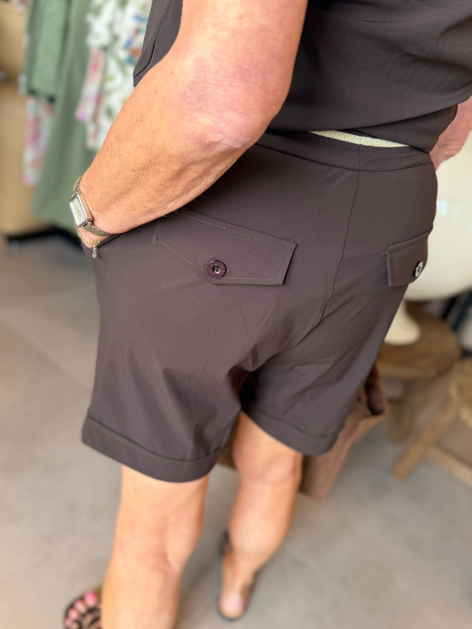 Triple Nine - korte broek goud randje