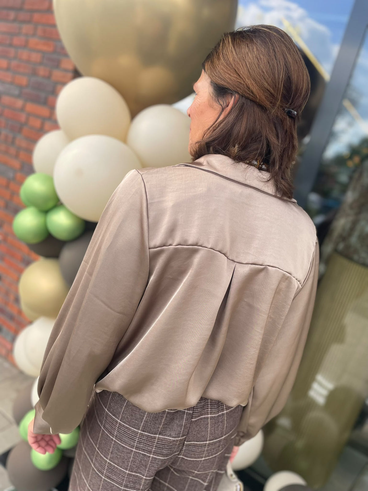 Blouse Floortje taupe