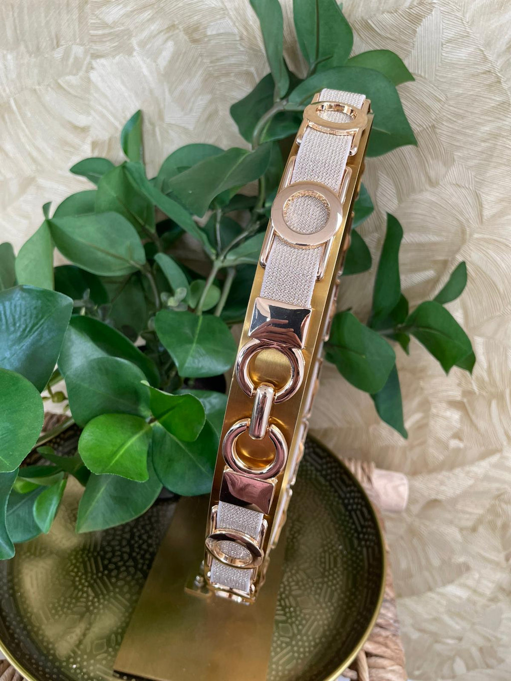 Elastische riem beige + goud rondjes