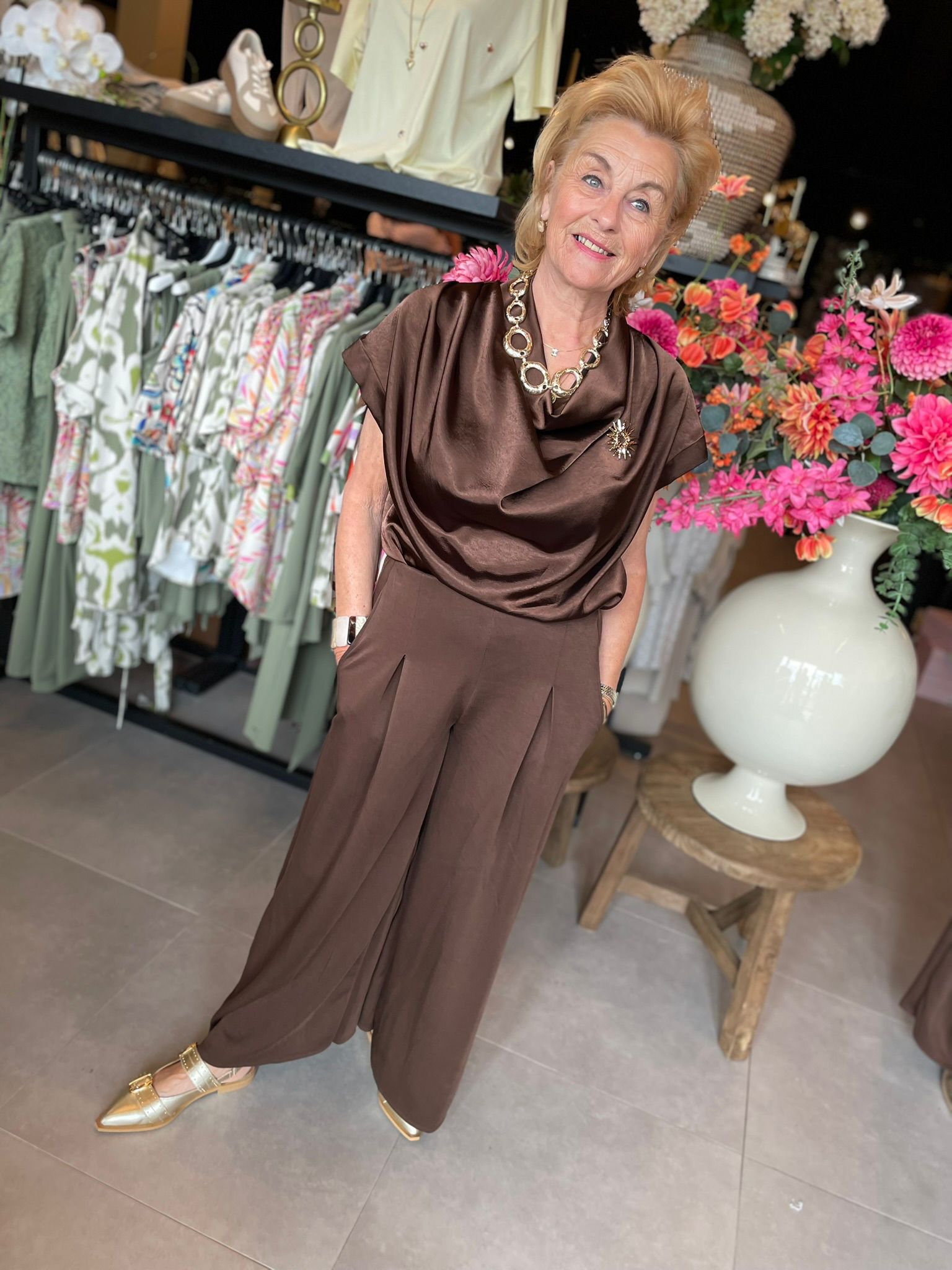 Blouse satijn Hanna bruin