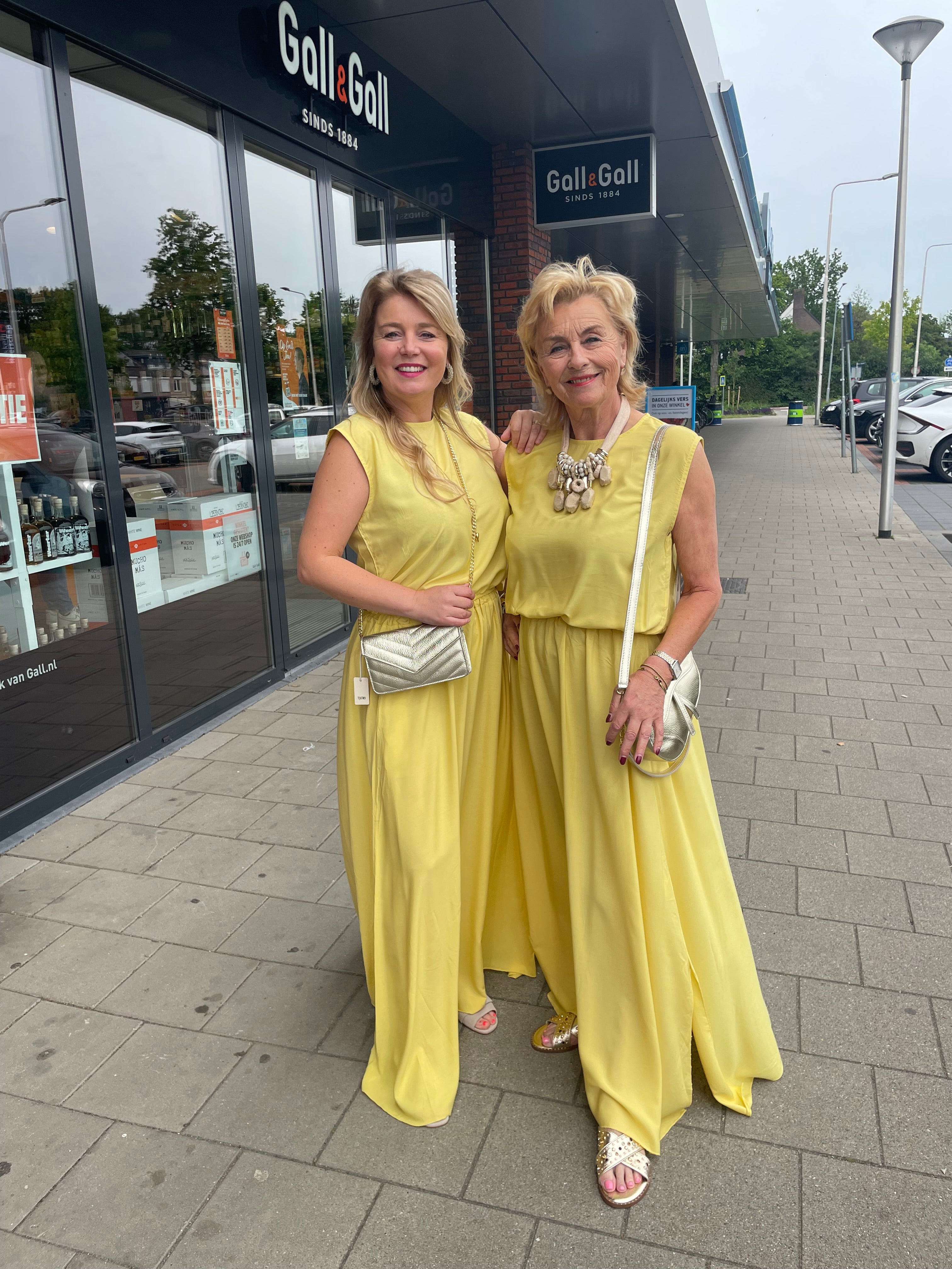 Yellow nina set