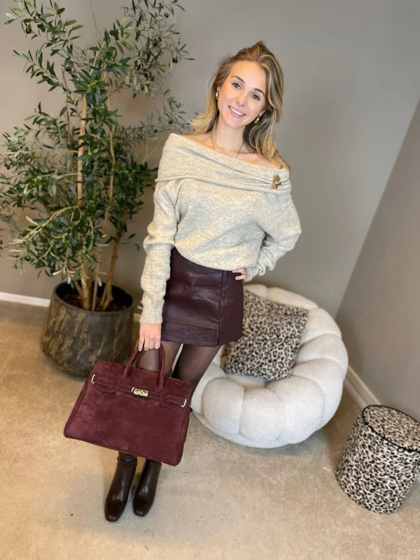 Off shoulder trui taupe met broche