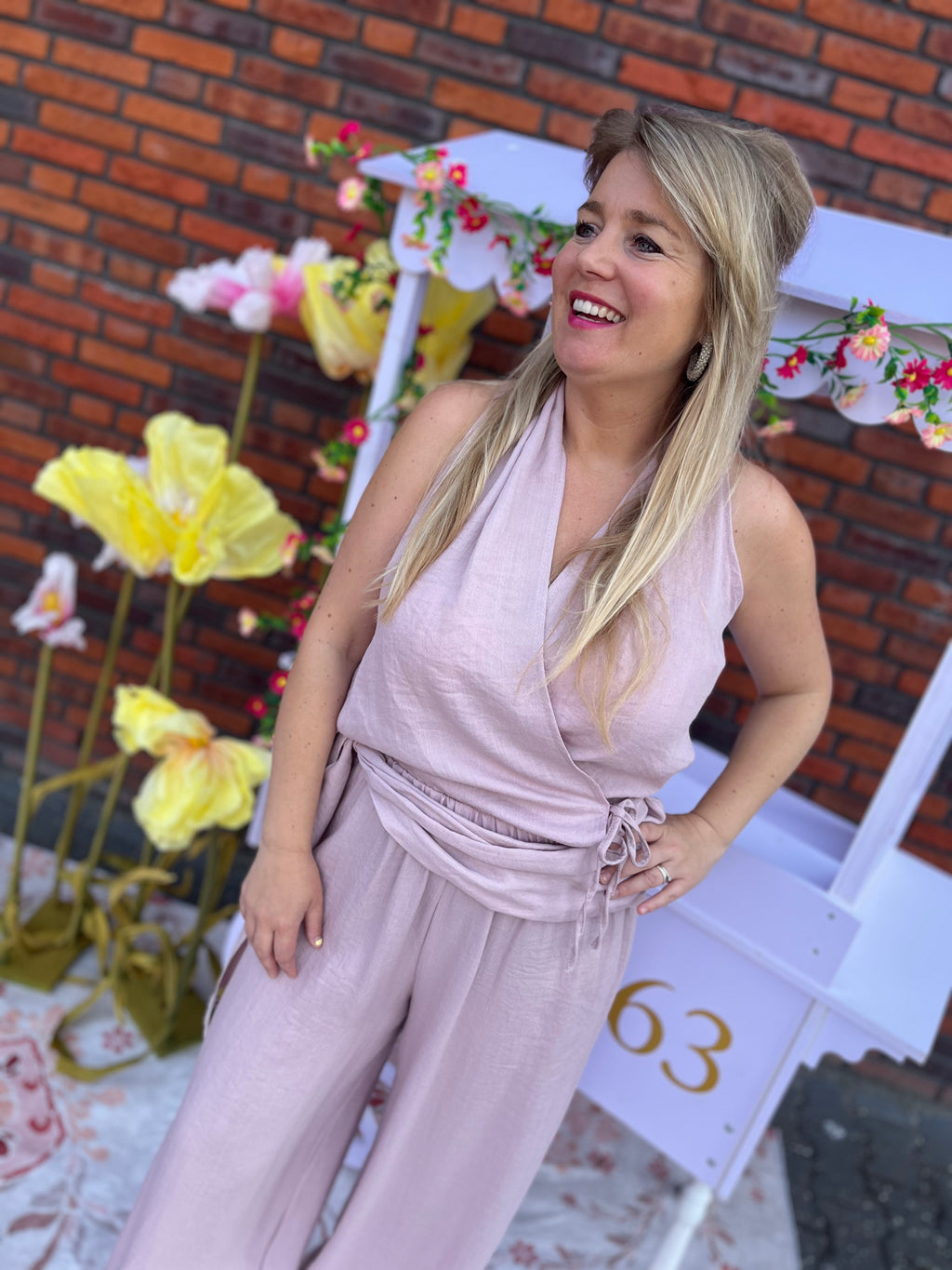 Pre order Top lisa rose