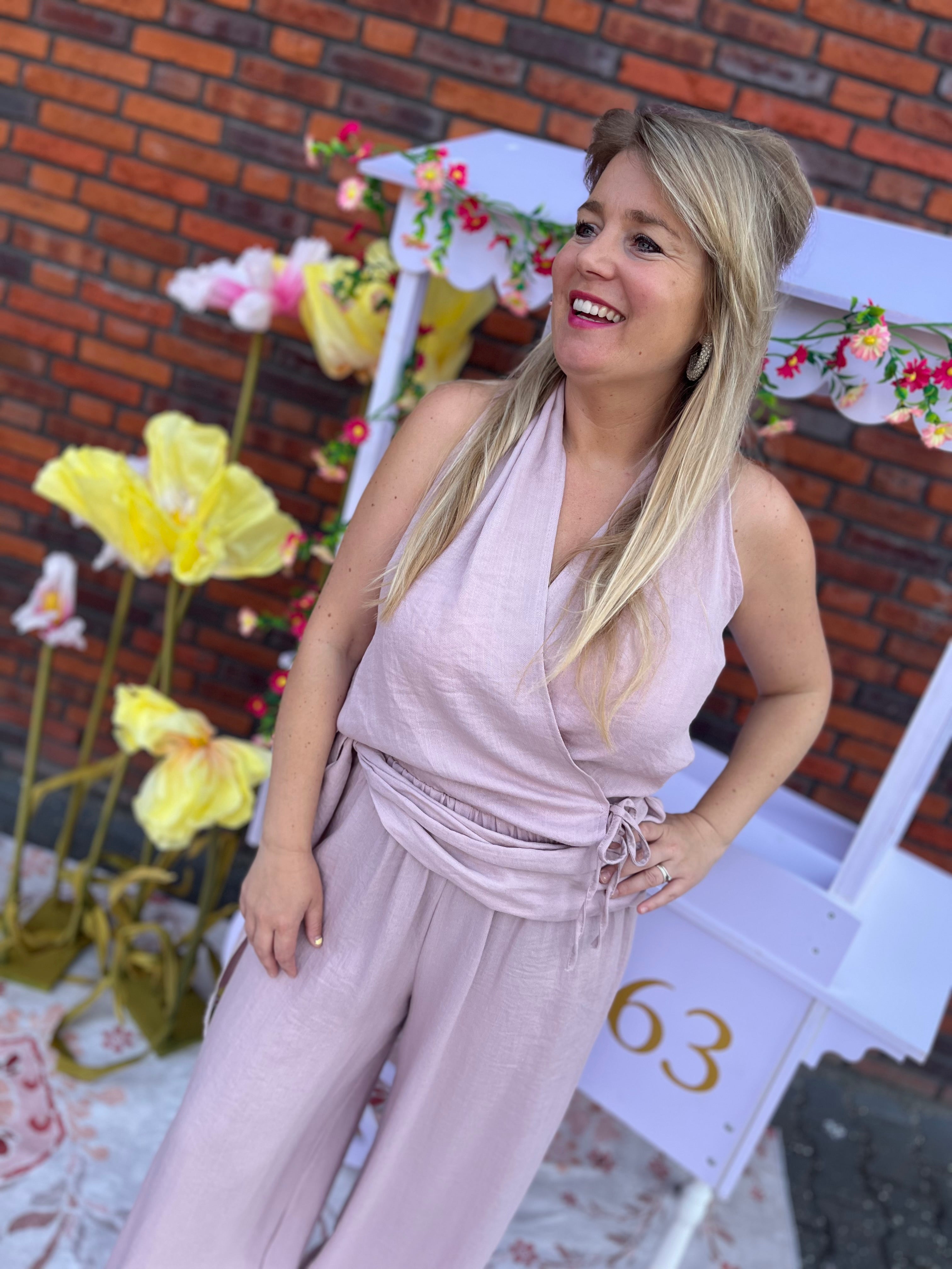 Pre order Top lisa rose