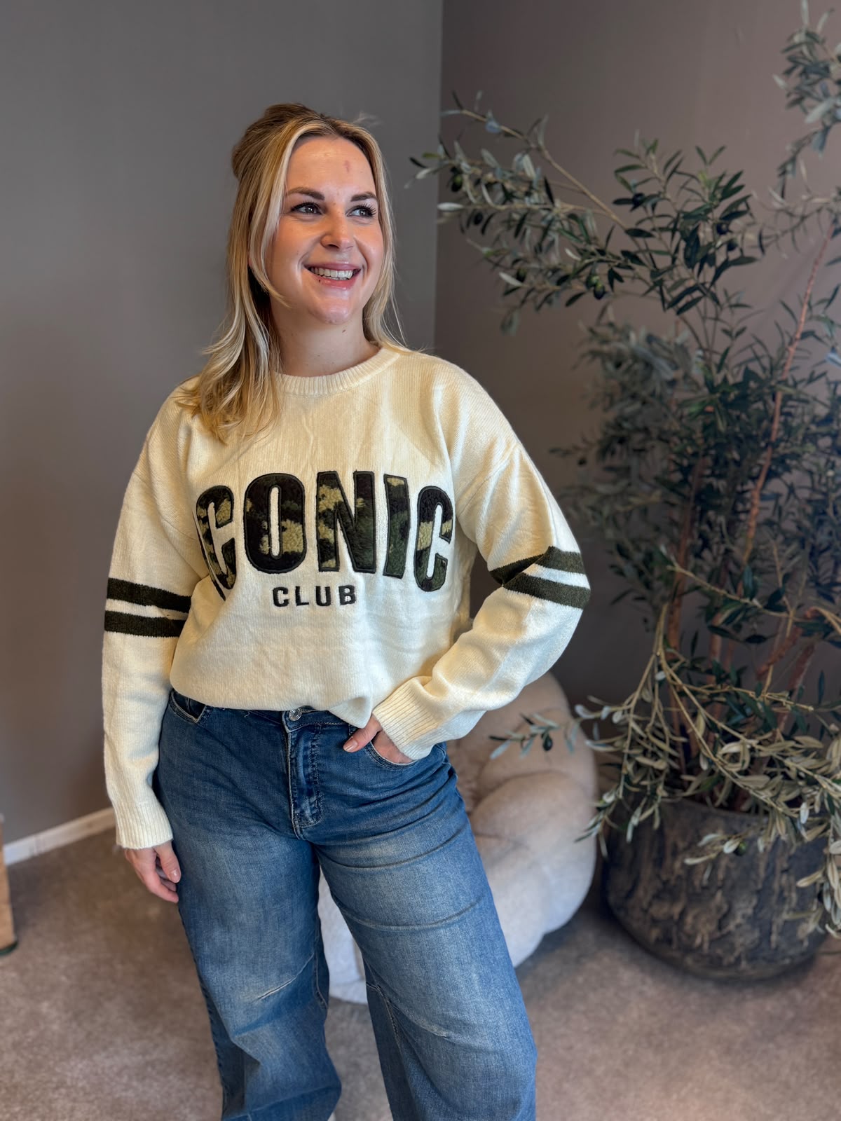 Trui Iconic army print