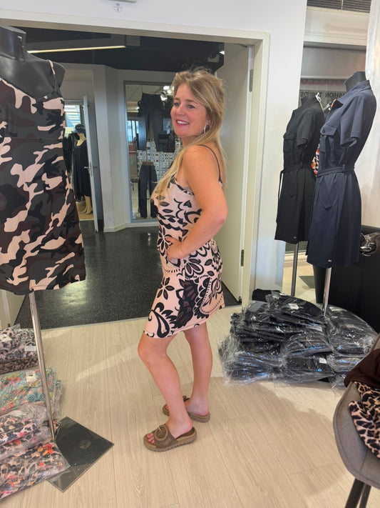 Angelle Milan spaghetti jurk