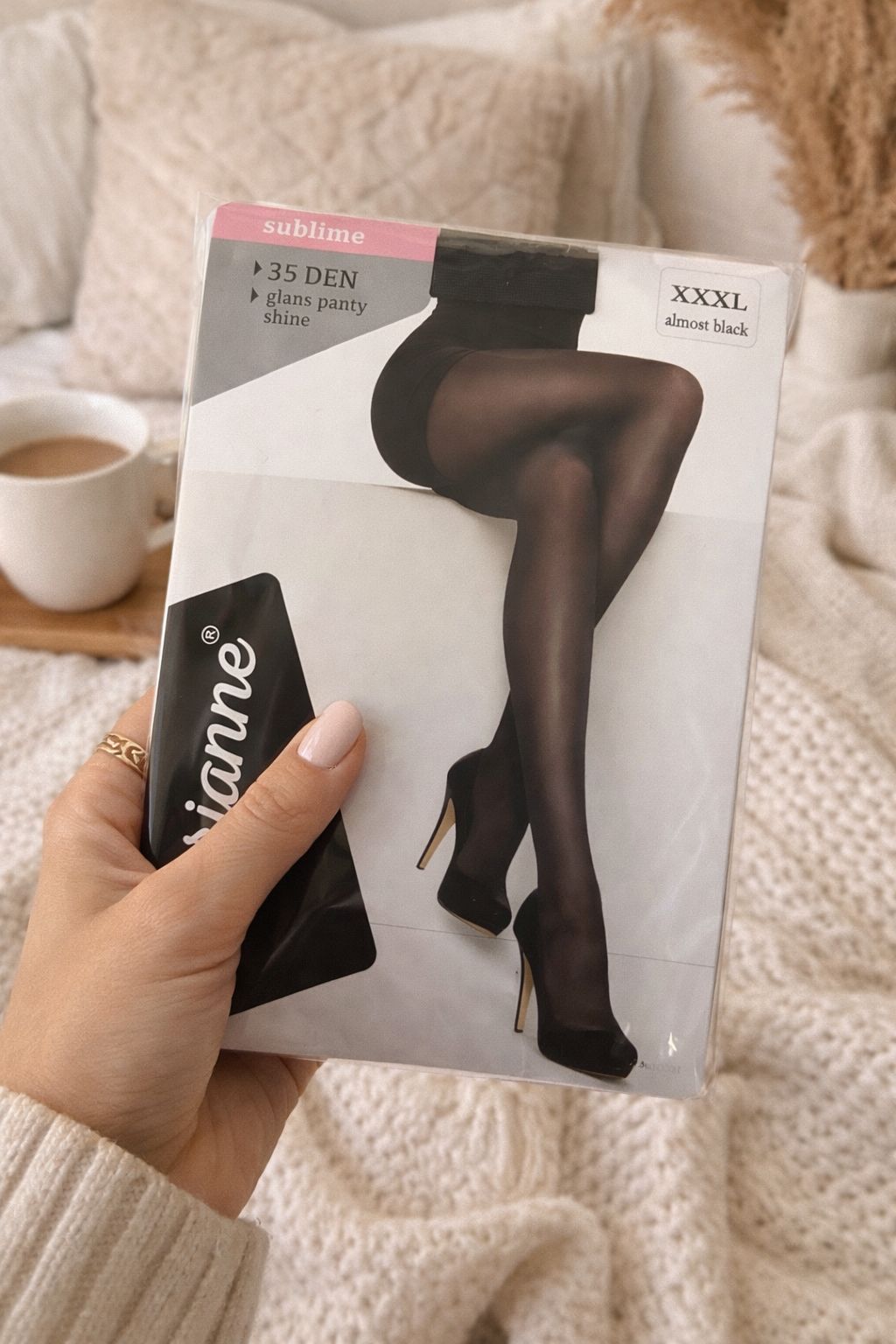 Marianne 35 denier panty almost black