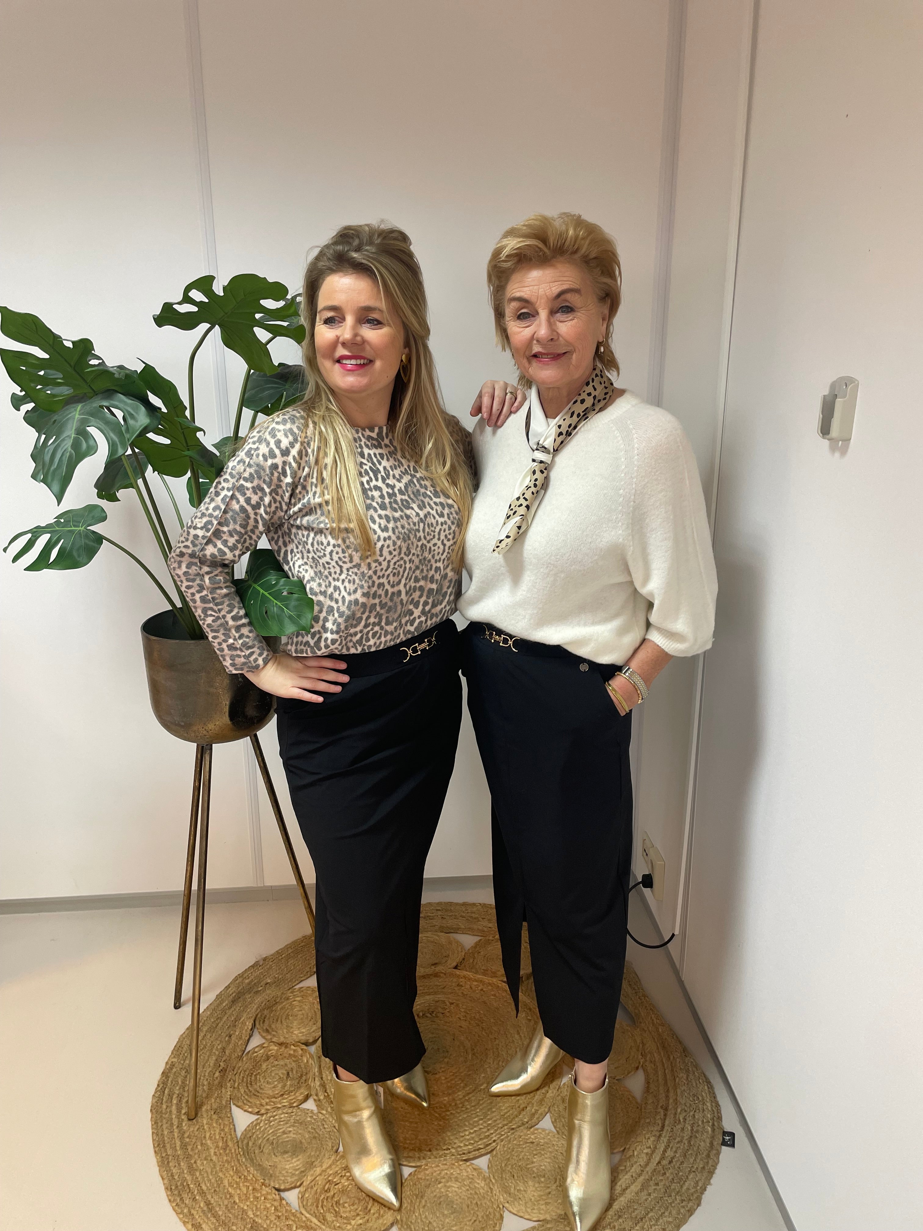 Triple Nine - Rok zwart Rk7302