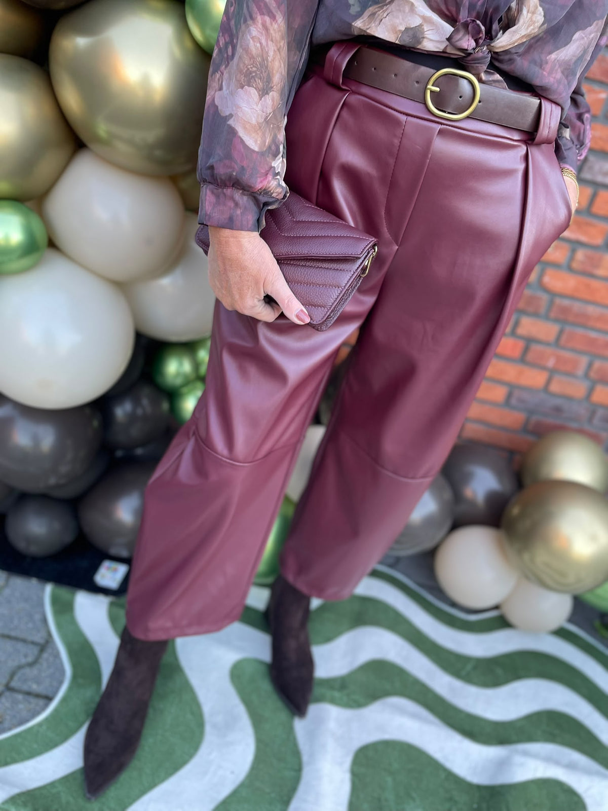 Broek Carine leatherlook bordeaux
