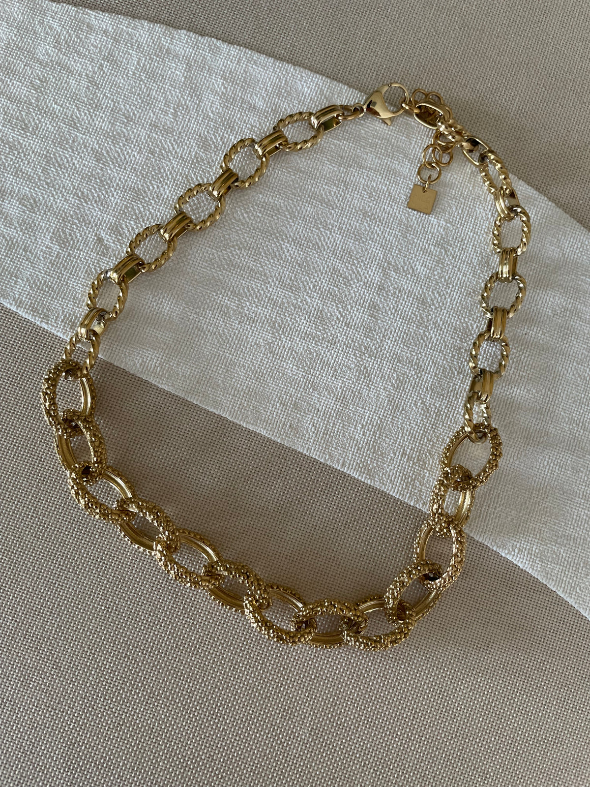 Stacy goudkleurige ketting