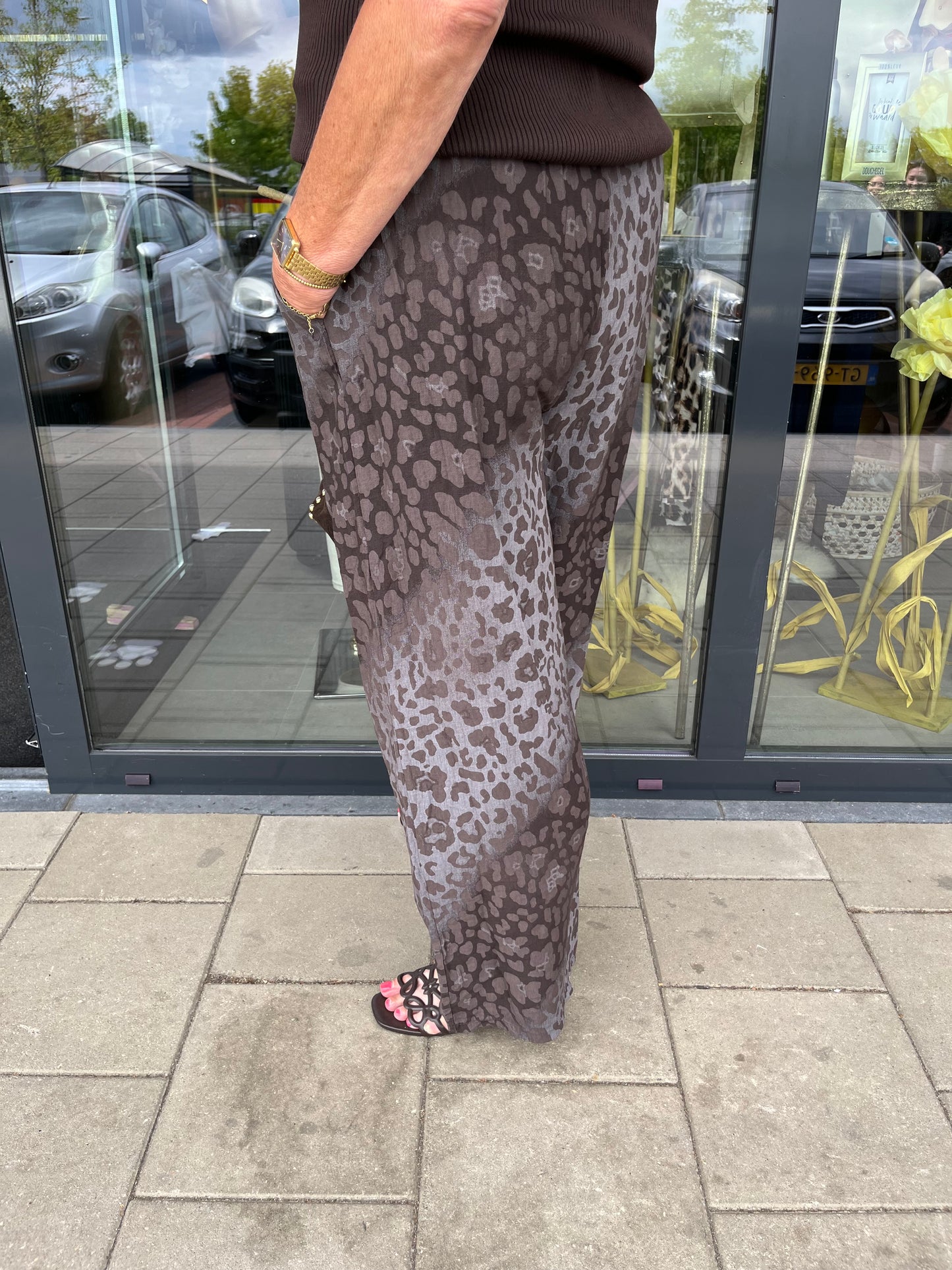 Broek panterprint donker