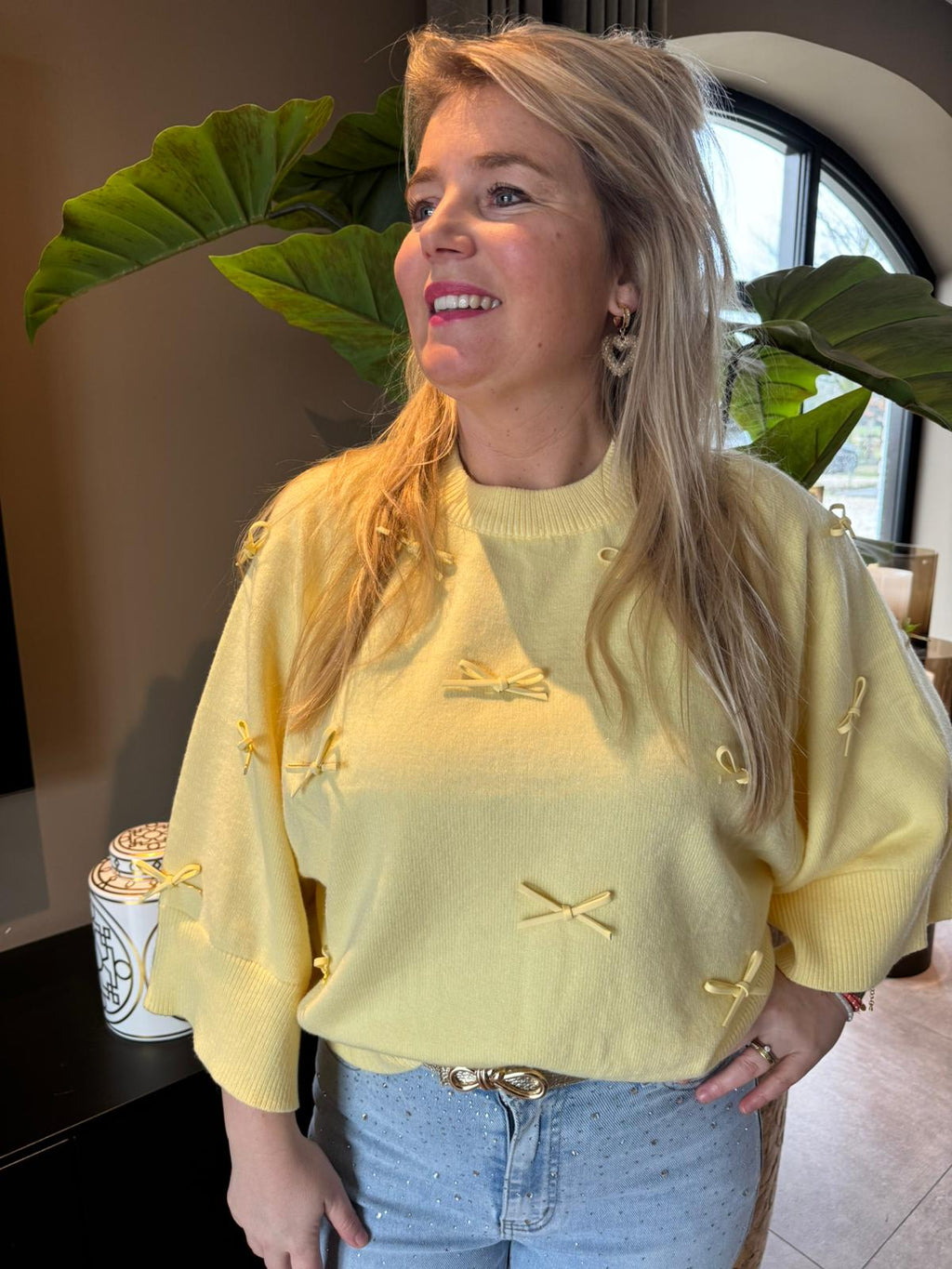 Trui Jolie strikjes geel