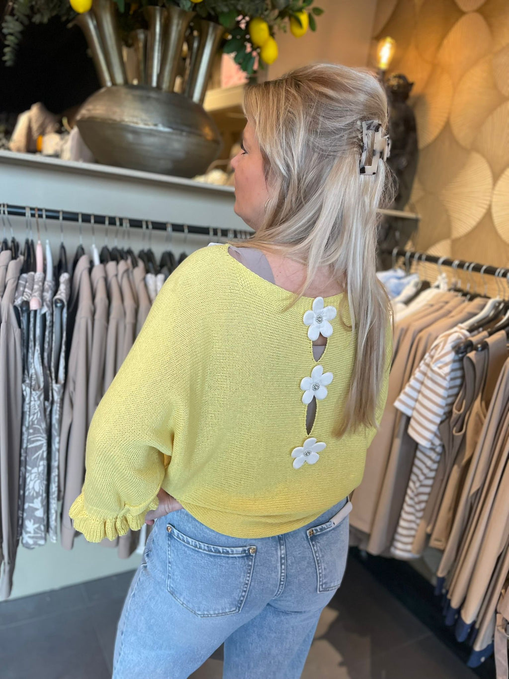 Truitje achterkant bloem