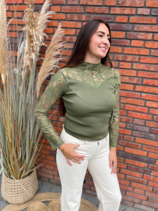 Top Saar kant lange mouw groen