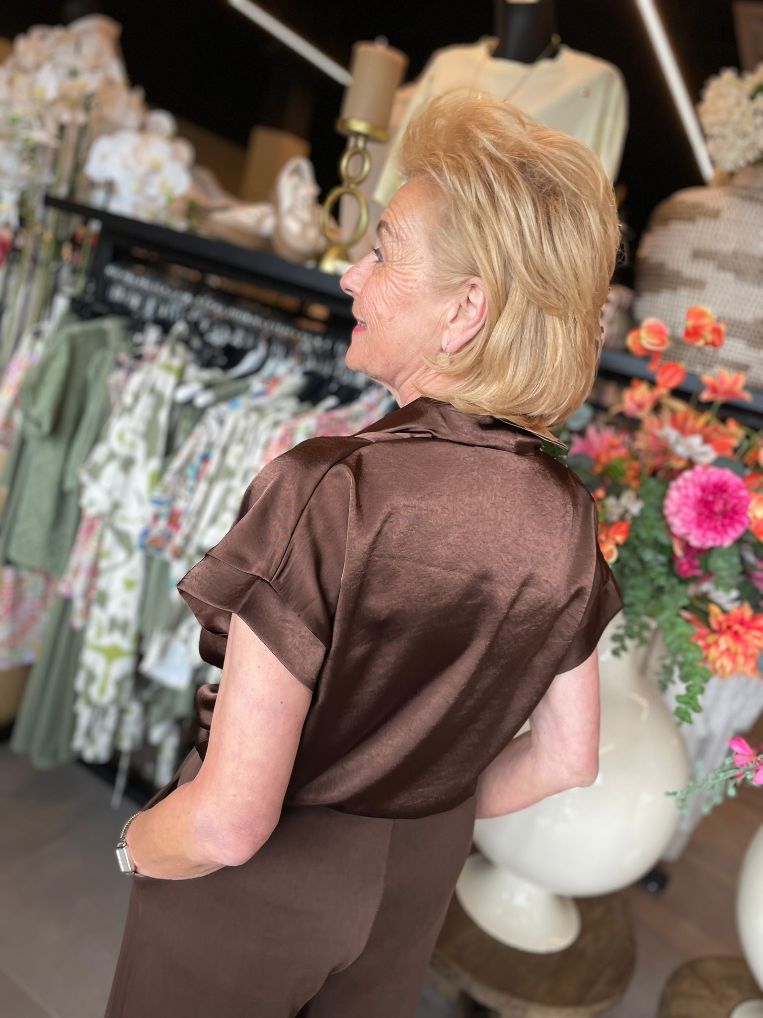 Blouse satijn Hanna bruin