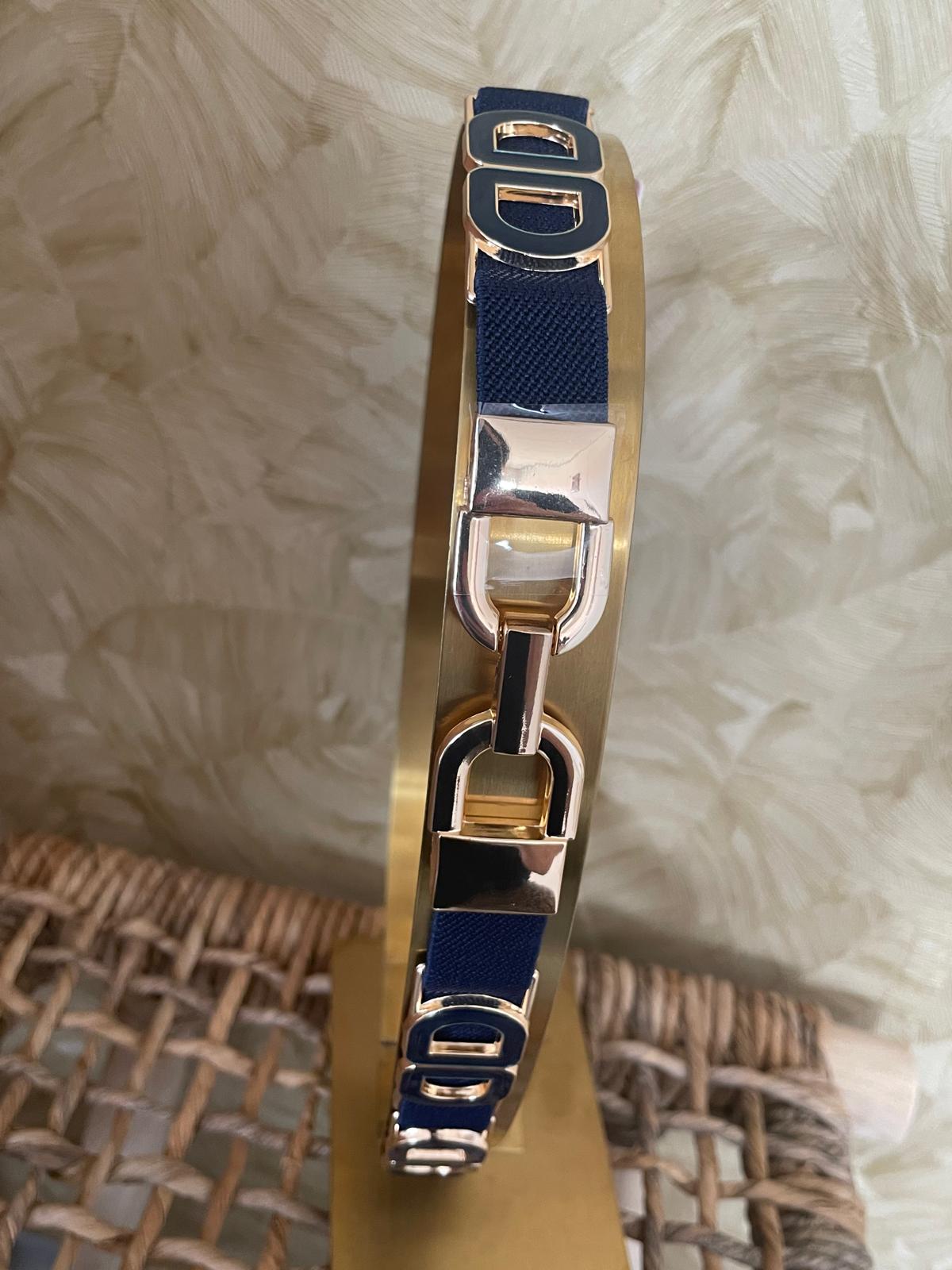 Elastische riem donkerblauw met D detail