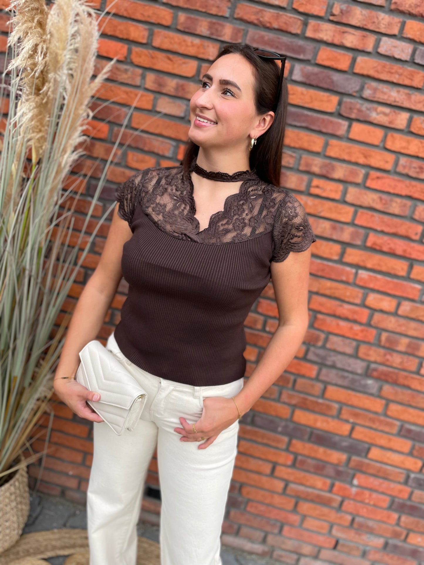 Top Choker bruin