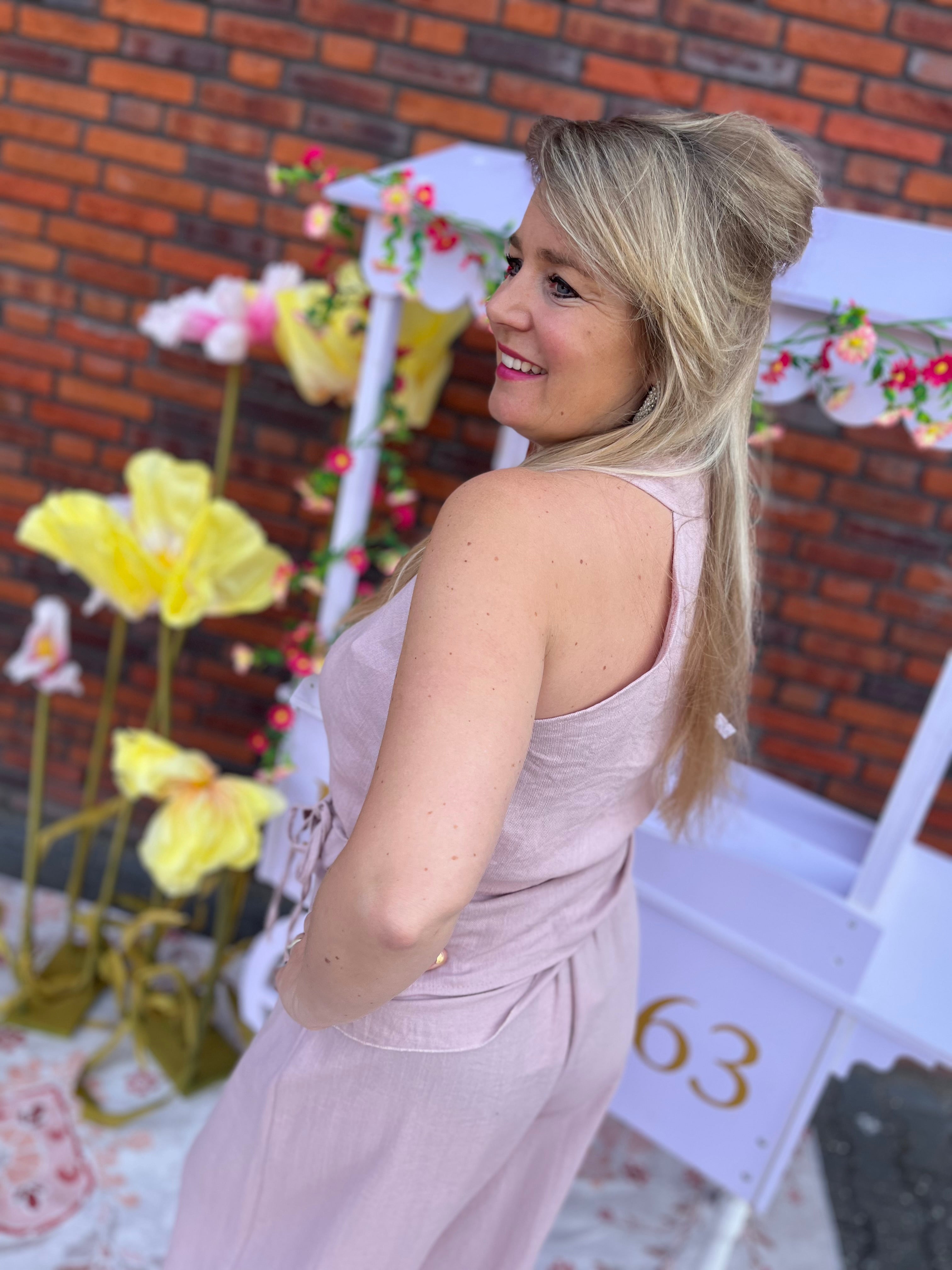 Pre order Top lisa rose