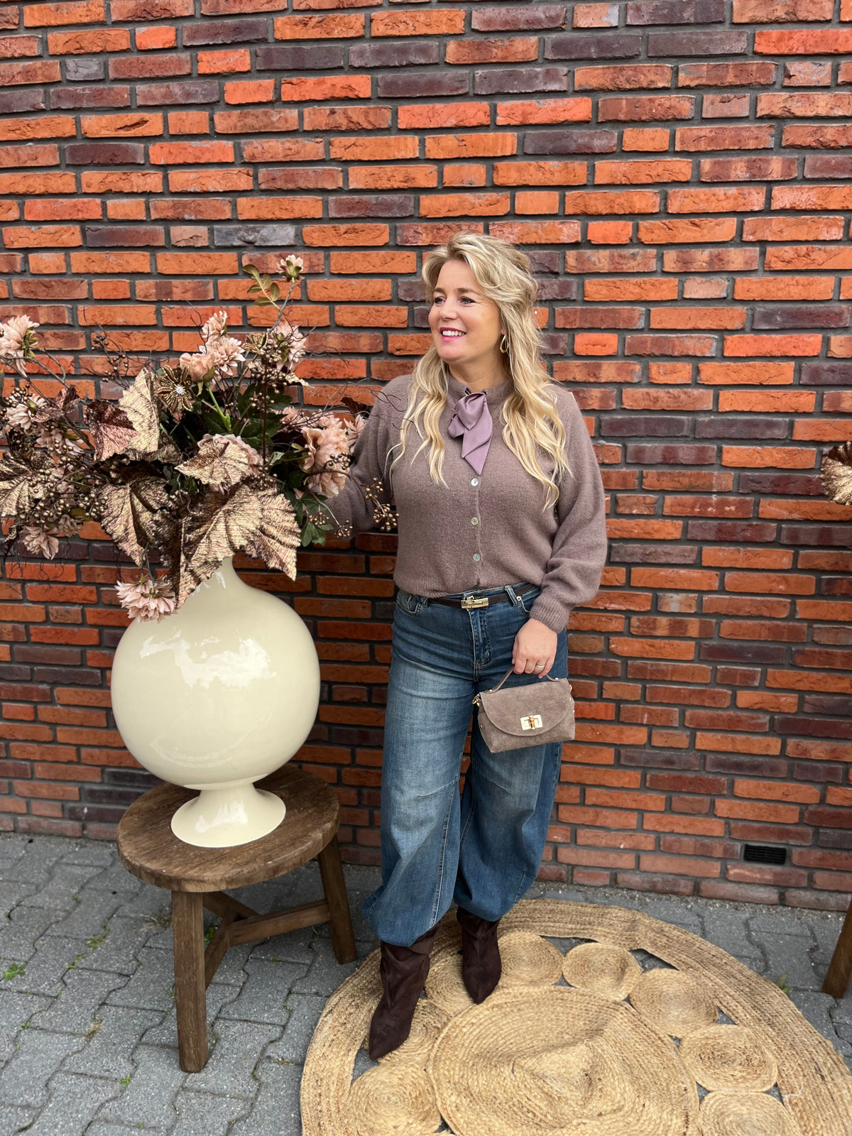 Vestje alpaca taupe met strik
