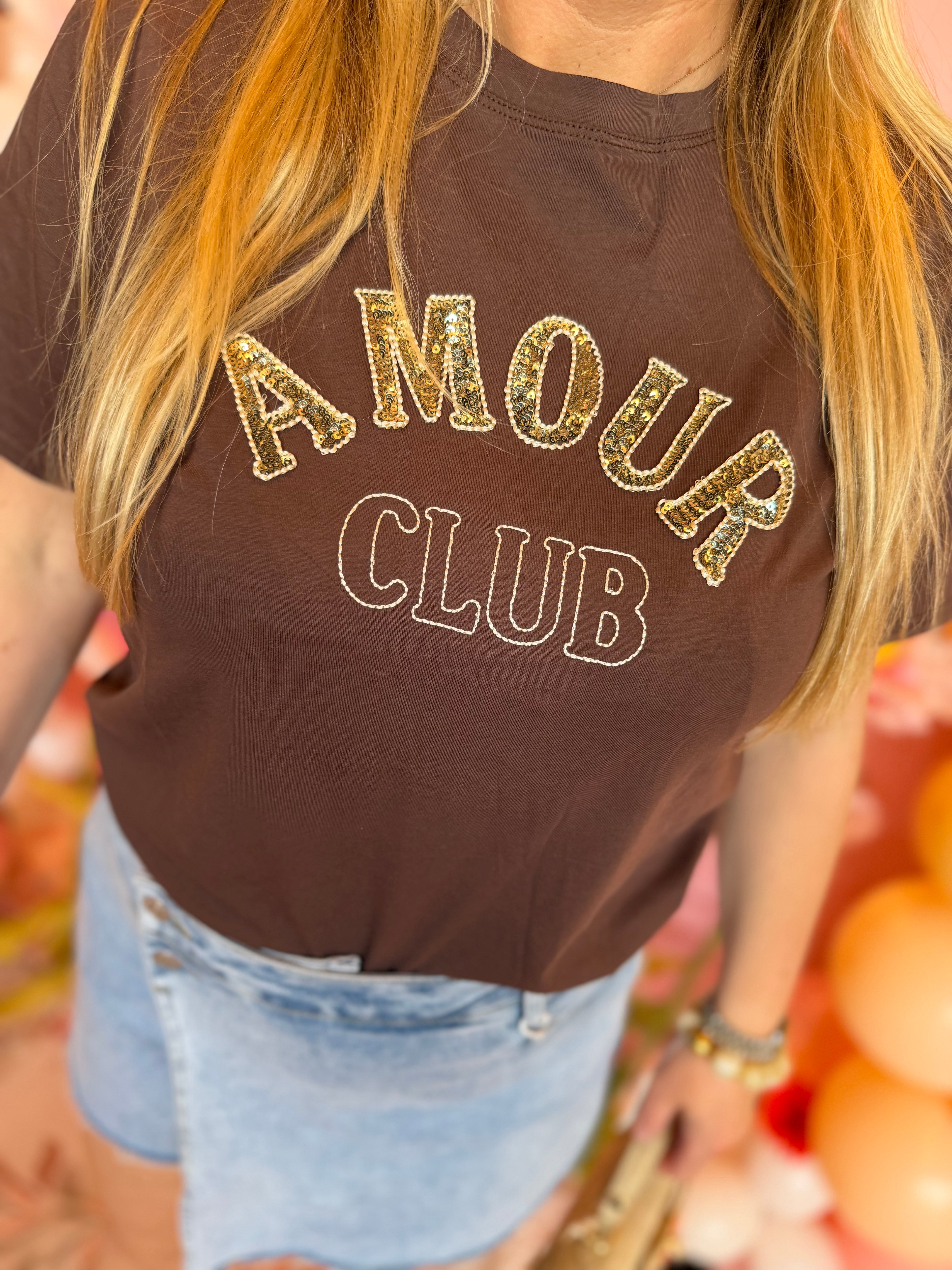 Amour club t-shirt