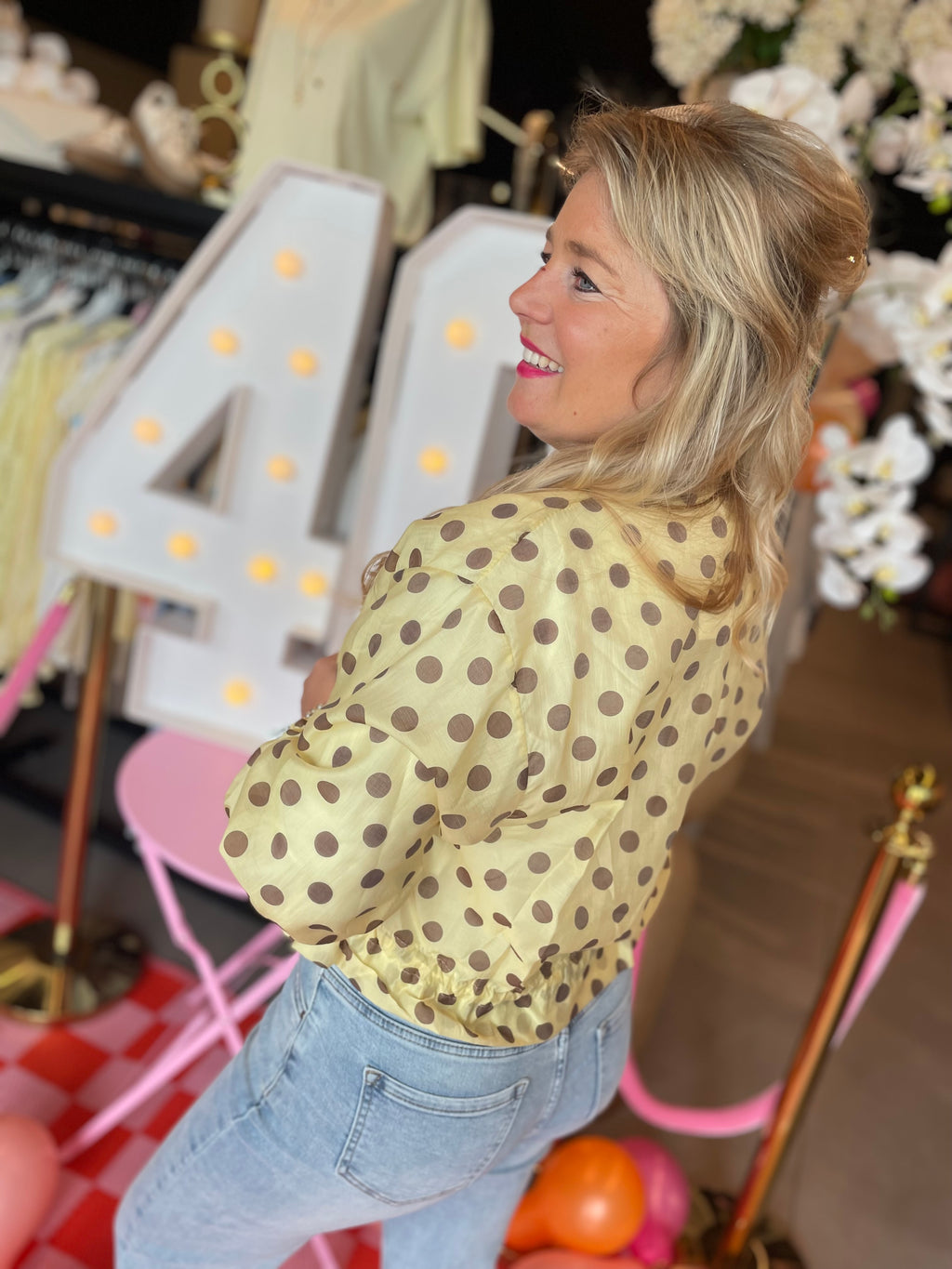 Jasje met bollen - geel