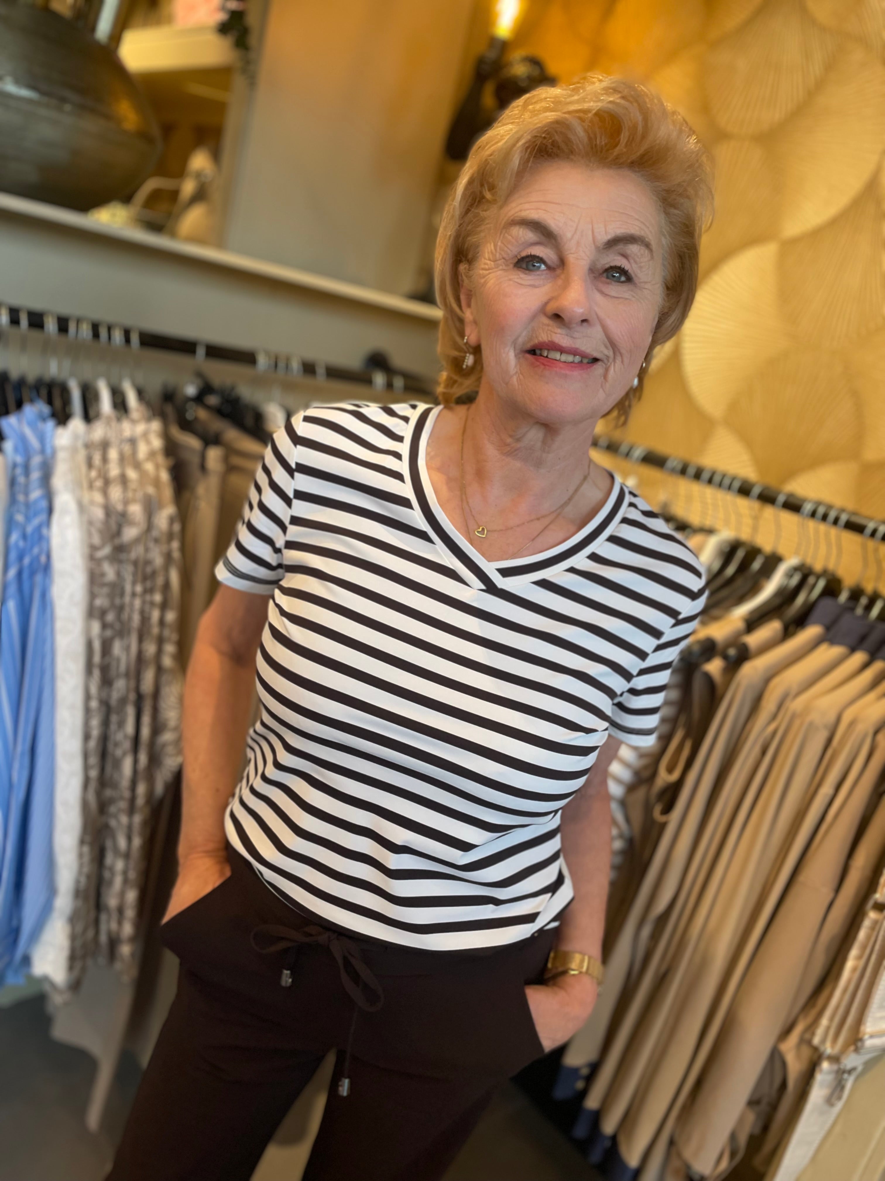 Mi Piace - travelstof shirt espresso/white streep 202080