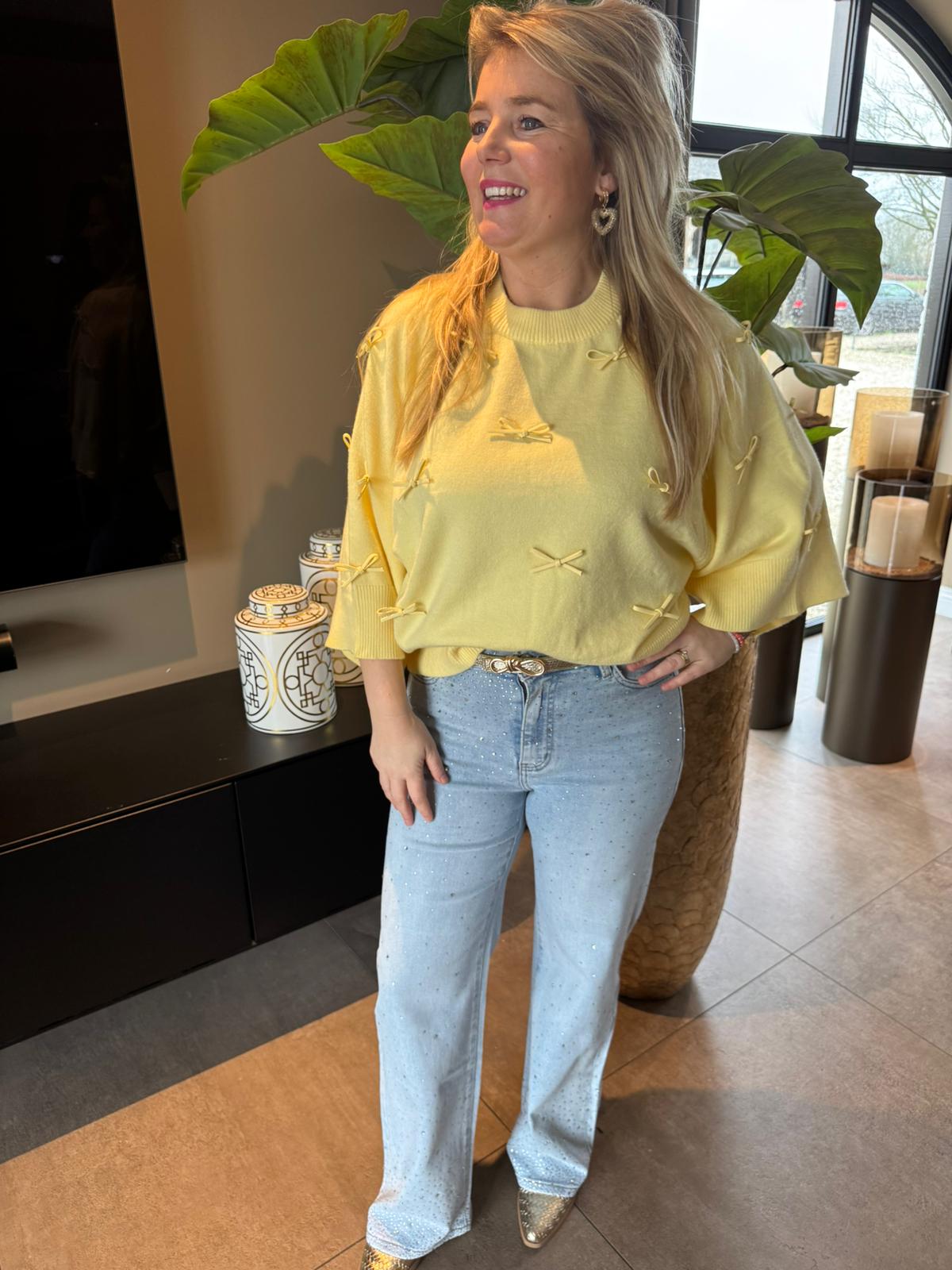 Trui Jolie strikjes geel