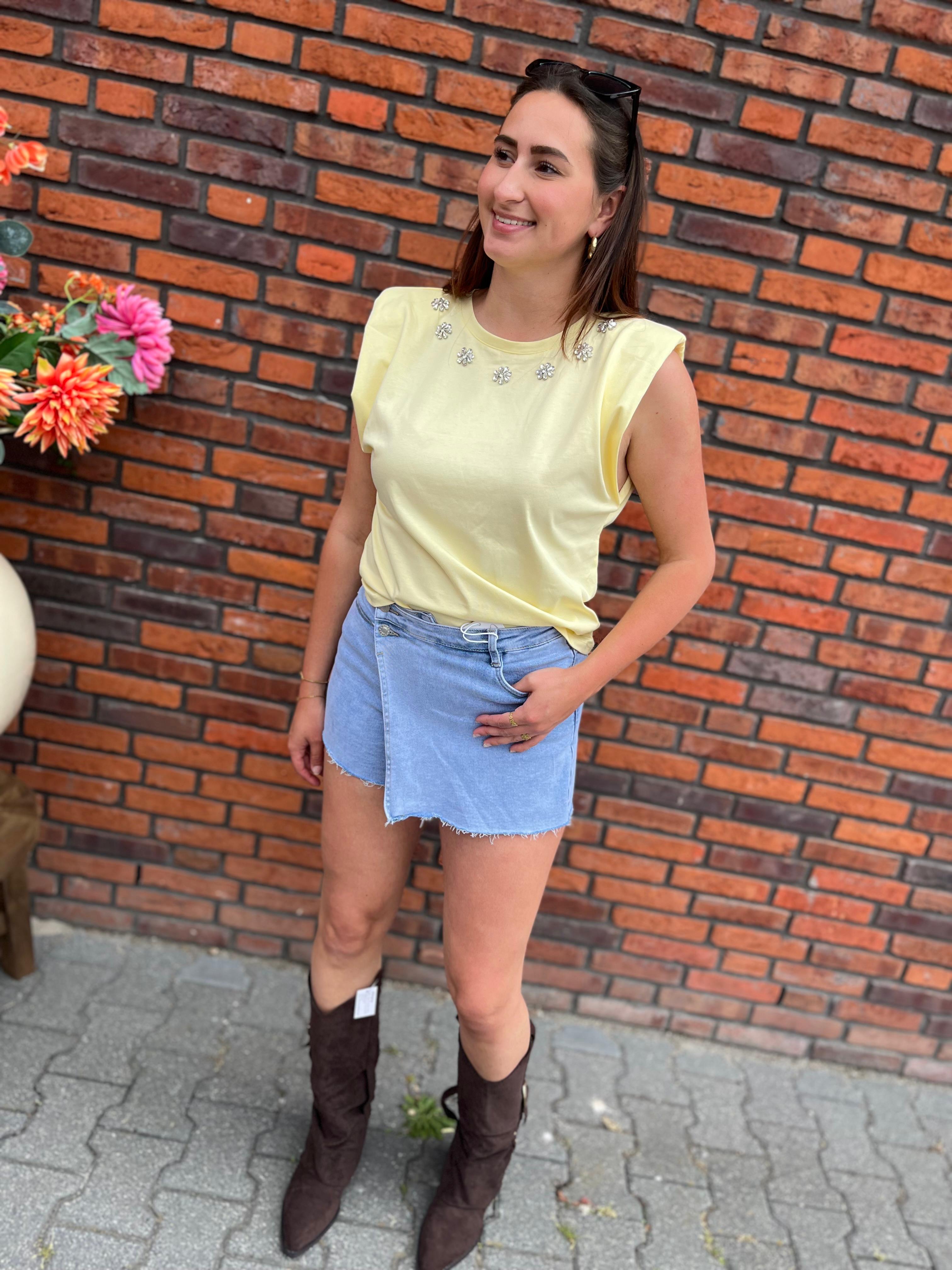 Top Naomi Geel