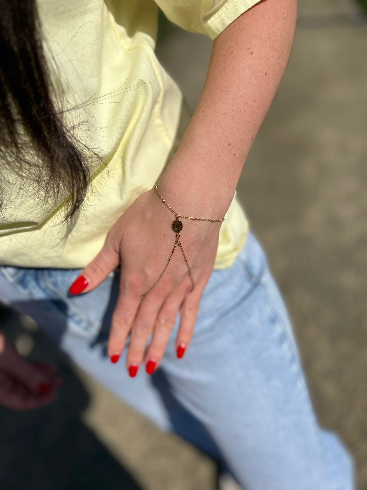 Hand Chain Lovie