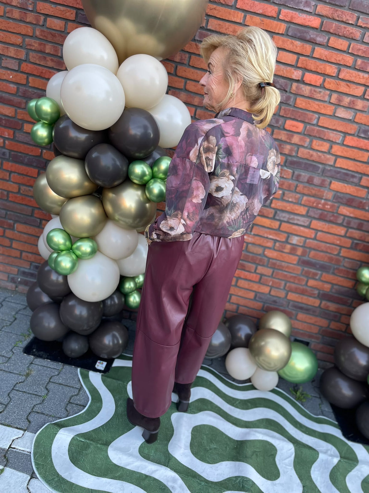 Broek Carine leatherlook bordeaux
