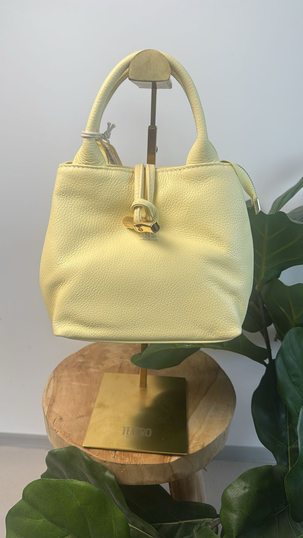 Tas Kay
