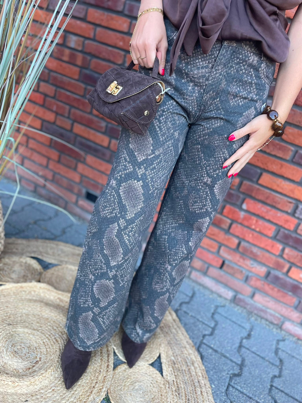 Jeans slangenprint bruin