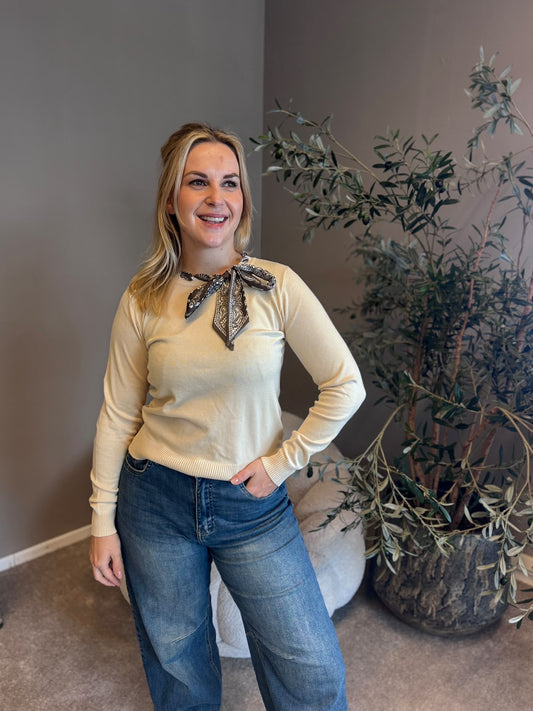 Shirt beige met strik
