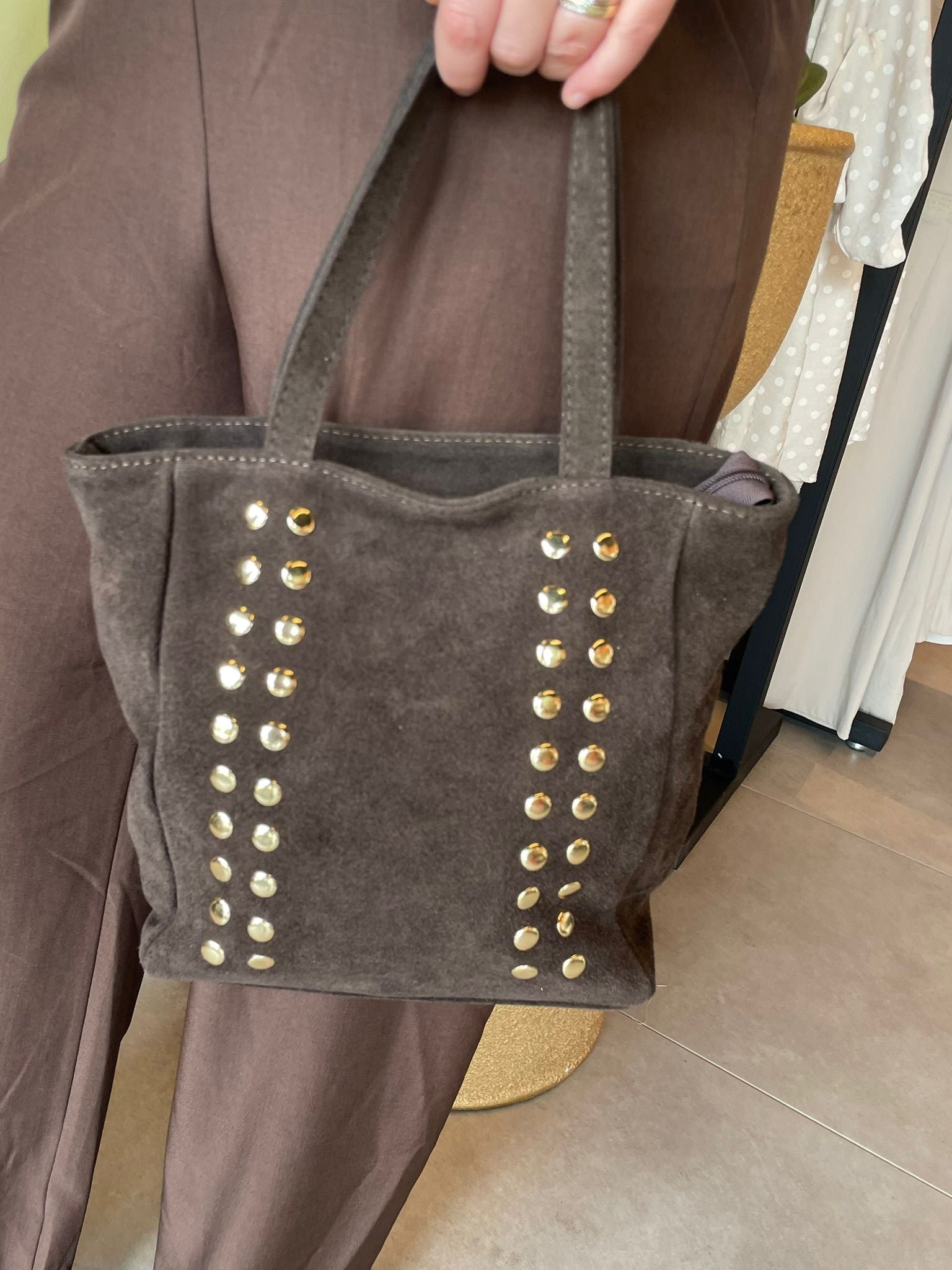 Tas bruin met studs