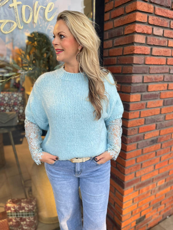 Trui met kanten mouw blauw