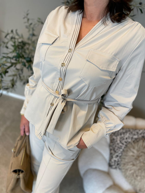 Triple Nine - Blouse met knopen beige