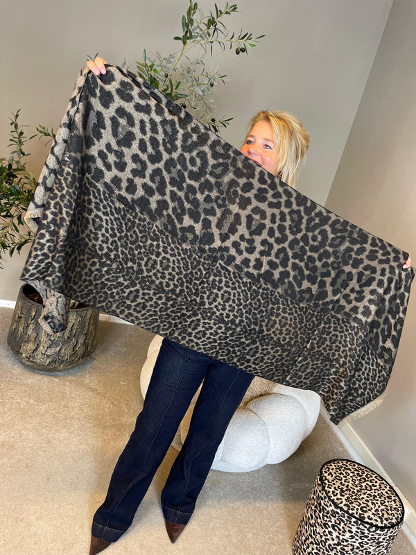 Sjaal panter Liza zwart